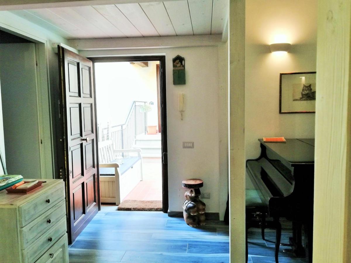 Sguardo Sul Lago Trevignano Romano Buitenkant foto